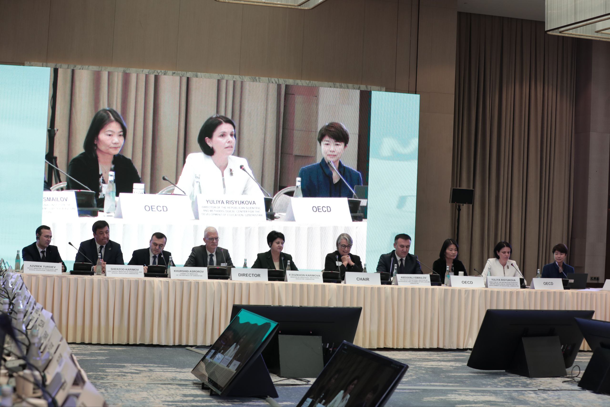 PISA Boshqaruv kengashining 60-yubiley sessiyasidan fotolavhalar.