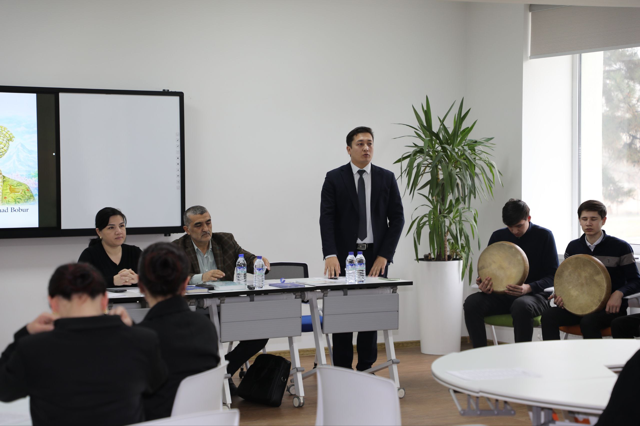 Navoiy va Bobur ijodiy merosiga bag‘ishlangan ma’naviy-ma’rifiy uchrashuv o‘tkazildi